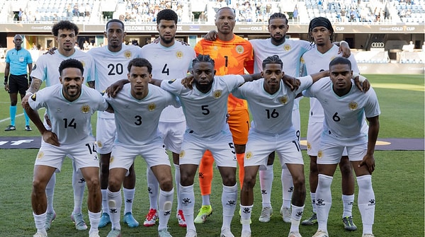 Curaçao'nun kadrosunu neredeyse tamamı Hollanda doğumlu