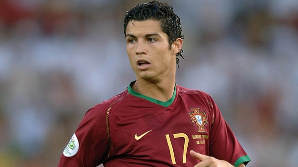 Ronaldo o dönemde de Alex Ferguson'ın vazgeçilmezlerindendi.