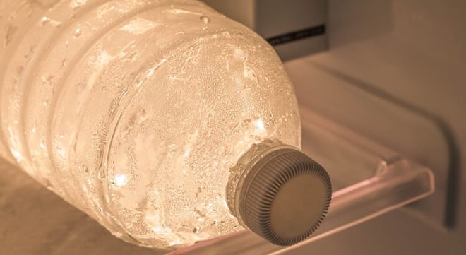Brilliant Electricity Hack: Put a Plastic Bottle in the Freezer to Reduce Your Bills