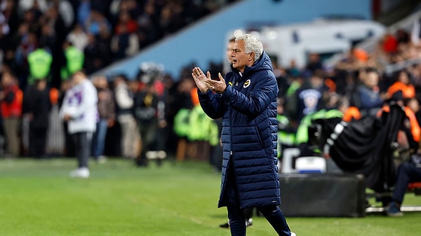 Jose Mourinho, Trabzonspor maçından sonra ne cezası almıştı?