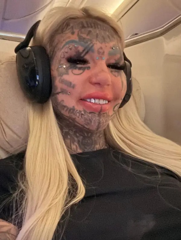 Avustralya’nın en çok dövmesi olan isimlerinden biri olarak bilinen ve “Dragon Girl” lakabıyla tanınan influencer Amber Luke, yasaklı bir vücut modifikasyonu işlemi için İspanya’ya gitti.
