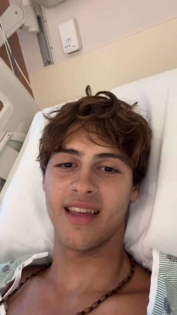 Survivor Yunanistan yarışmacısı Stavros, geçirdiği tekne kazası sonrasında sol bacağını kaybetmişti.