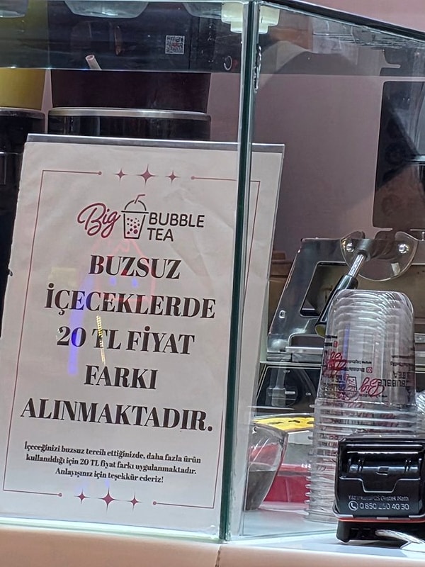 Antalya’nın Alanya ilçesinde bulunan Alanyum AVM içindeki Big Bubble Tea adlı işletmenin buzsuz içeceklerde fiyat farkı uyguladığı iddiası sosyal medyada gündem olmuştu.