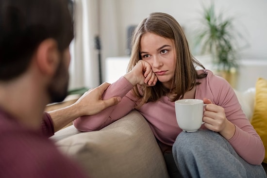 According to Psychologists, Unhappy People Constantly Repeat These 6 Phrases