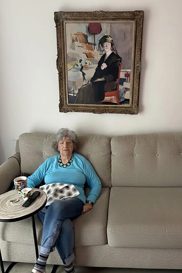 Sanat öğretmeni Helene Plotkin’in, 60 yıldır evinin salonunda adeta bir servet sakladığı ortaya çıktı.