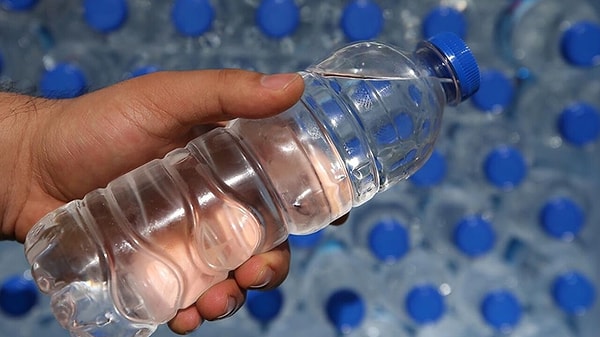 Plastik şişenin kendi etkisi var mı?