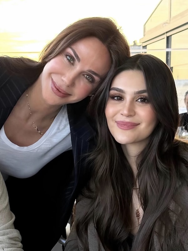 20 yaşına basan İrem Kutluay, güzelliğiyle annesini aratmıyor.