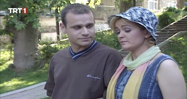 TRT 1'in efsane dizisi 7 Numara'nın oyuncuları tam 26 yıl sonra buluştu.