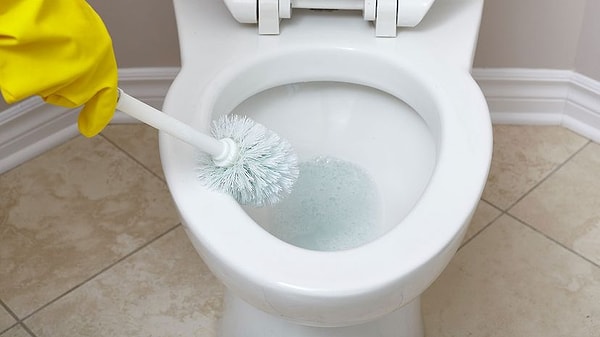 It is recommended to let the mixture sit for a period ranging from 1 to 2 hours.