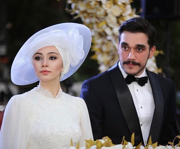 Çiftin yollarını ayırma kararı alması sosyal medyada büyük yankı uyandırırken, özellikle Ecmel Kılıç'ın hayatında yaptığı değişiklikler uzun süre konuşuldu.