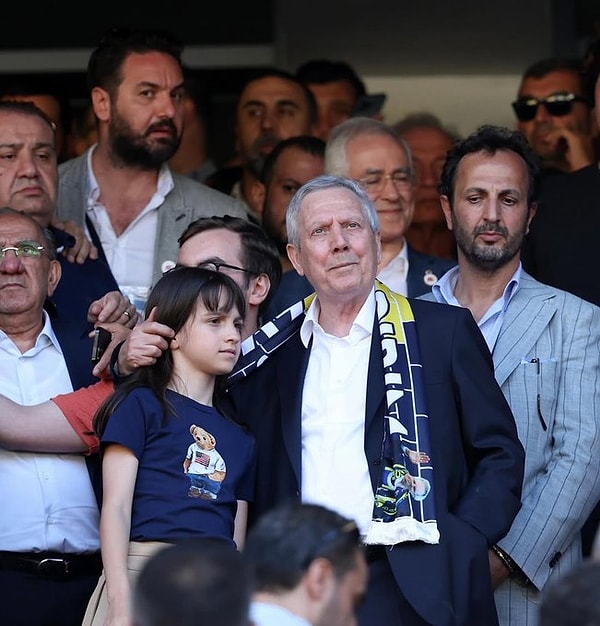 Fenerbahçe'nin başkanlarından Aziz Yıldırım, yıllar boyunca yalnızca spor dünyasındaki çıkışlarıyla değil, iş hayatındaki başarılarıyla da adından söz ettirdi.