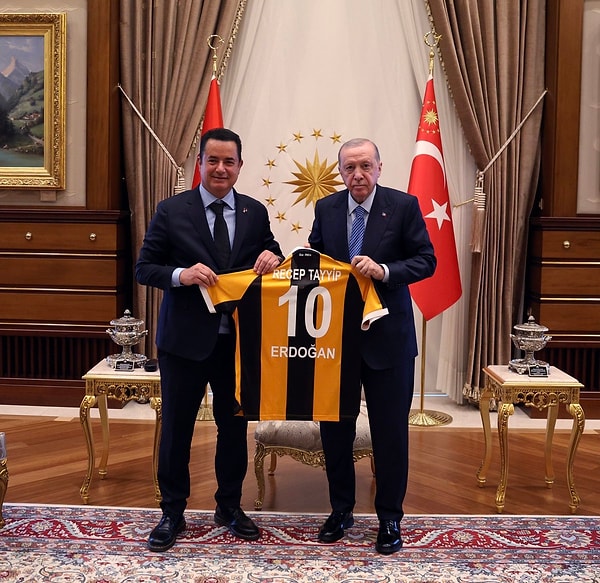 Ilıcalı'nın paylaşımı şu şekilde: