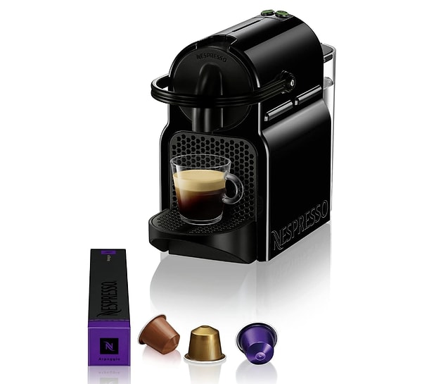 Farklı lezzetleri denemeyi ve güne taze bir kahveyle başlamayı seven babalar için Nespresso kapsüllü kahve makinesi!