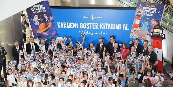 Bir edebiyat bir bilim kitabı