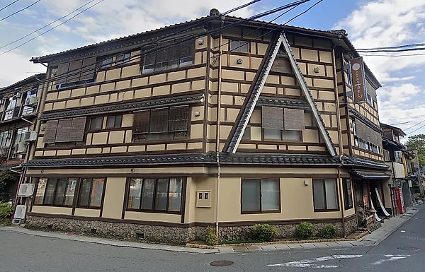 3. Sennen no Yu Koman - 717