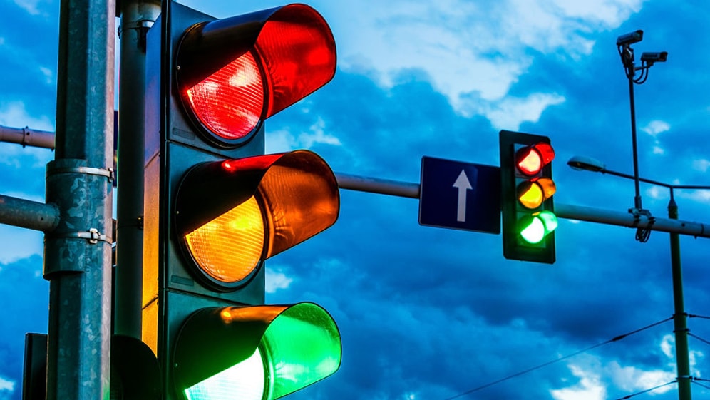 Are There Traffic Lights in Every Country? Countries with Surprising Traffic Rules!