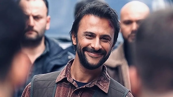 There's been a shocking departure in "This Sea Will Overflow"! Onur Dilber, who brought the character Gezep to life, announced his exit from the cast.