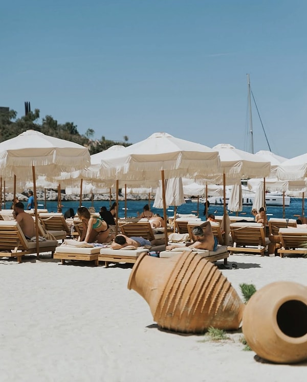 Features of Bodrum Beach Clubs: How Should One Choose?