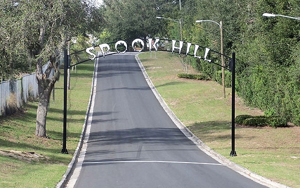 1. Spook Hill, Florida - Arabalar Yokuş Yukarı Gidiyor