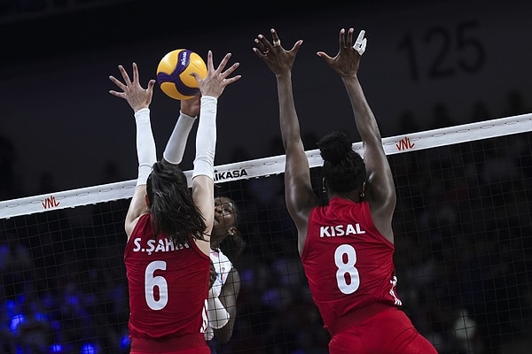 Milletler Ligi'nde ikinci hafta maçında rakip Fransa'ydı.