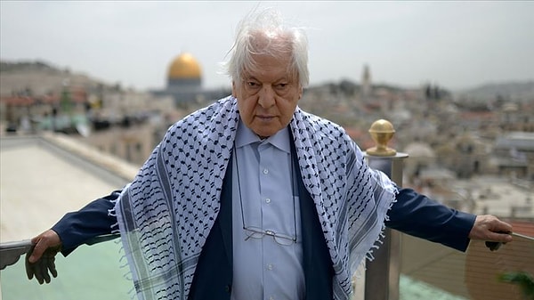 Nuri Pakdil (1928-2019): Sözcüklerin İsyancısı