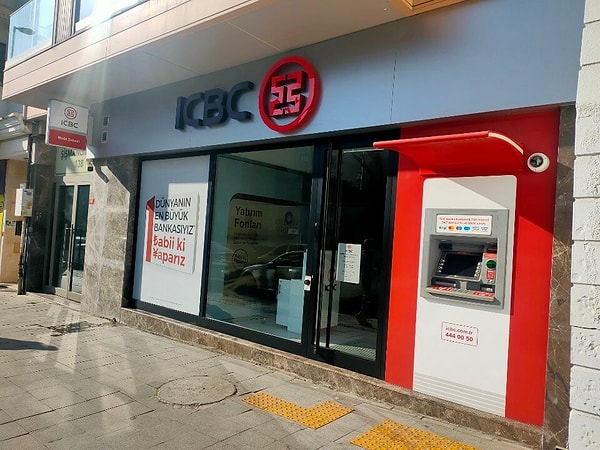 Küresel finans pazarının en güçlü aktörlerinden Çin merkezli ICBC, Türkiye’deki hizmet ağında stratejik bir dönüşüme imza atıyor.