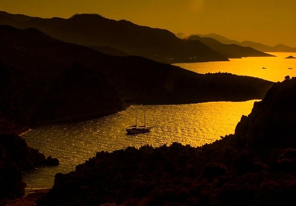 7. Saranda Koyu