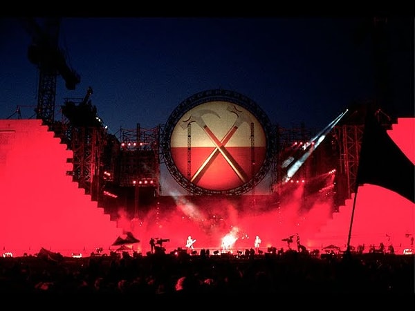 3. Roger Waters – The Wall Live