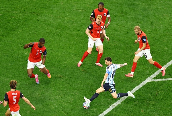 Yine bir Arjantin maçı ve yine Messi resitali...