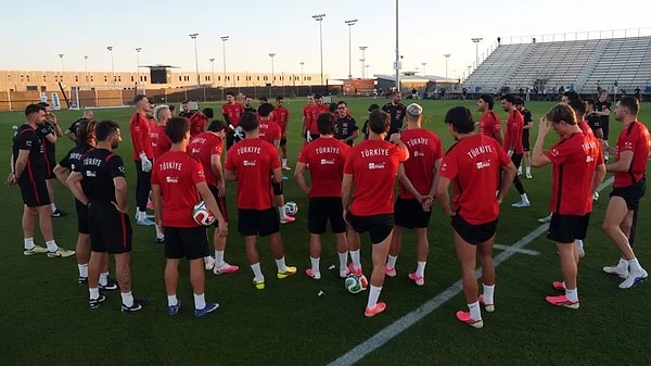Türkiye'nin tasarruf amacıyla razı olduğu bu zorlu şartlara, dünya futbolunun diğer önemli ülkeleri ise kesinlikle prim vermedi.