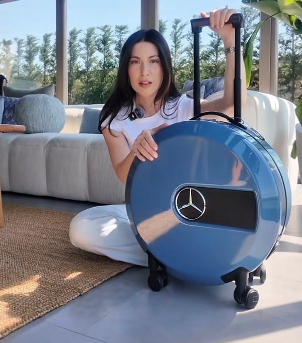 TikTok'ta yaptığı alışveriş, seyahat ve yaşam tarzı içerikleriyle geniş bir takipçi kitlesine ulaşan Beyza Şahin, zaman zaman satın aldığı lüks ürünlerle de gündeme geliyor.