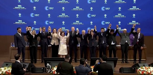AKP Genel Merkezi'nde Genişletilmiş İl Başkanları Toplantısı düzenlendi.