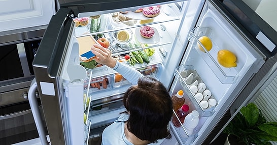 Worst Summer Foods That Increase Sweating and Cause Dehydration, According to Experts