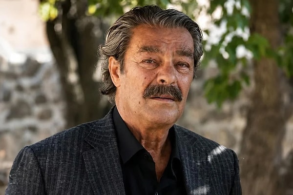 Kadir İnanır’ın vefatı Türkiye’nin dört bir yanında büyük üzüntü yarattı.