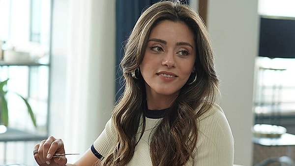 Kızılcık Şerbeti'nde Doğa karakterine hayat veren Sıla Türkoğlu, geçtiğimiz sezonun başında diziden ayrılmıştı.