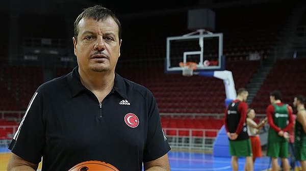 A Milli Basketbol Takımı Başantrenörü Ergin Ataman da turnuvayı takip etti.