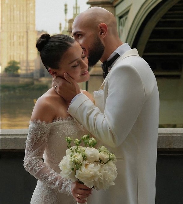 National footballer Ahmed Kutucu, who left the season behind with the Galatasaray jersey, and Asena Atalar, a social media phenomenon who produces fashion and lifestyle content, crossed paths towards the end of 2024.