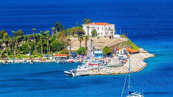 Nightlife in Datça: Bars, Clubs, and Open-Air Venues - 2026