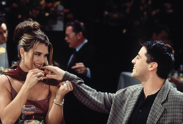 According to relationship coaches, balance plays a pivotal role here.