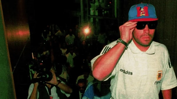 Maradona futbola veda etmedi ama bir daha o günlere de dönemedi.