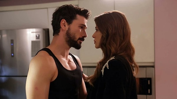 Are Deniz Can Aktaş and Devrim Özkan Dating?