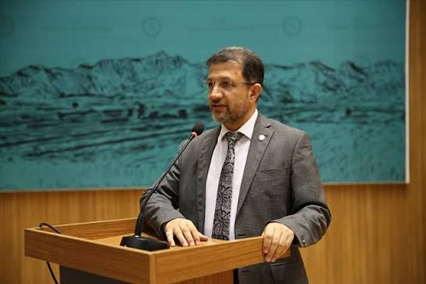 Rektör Prof.Dr. Abdurrahim Alkış, Facebook'taki paylaşımın kendisinin olmadığını iddia etti.