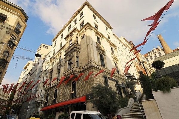 Neo-Baroque Exemplar: The Decugis House