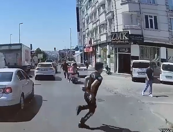 Şüpheli, kimlik kontrolünden kaçmaya çalıştı.