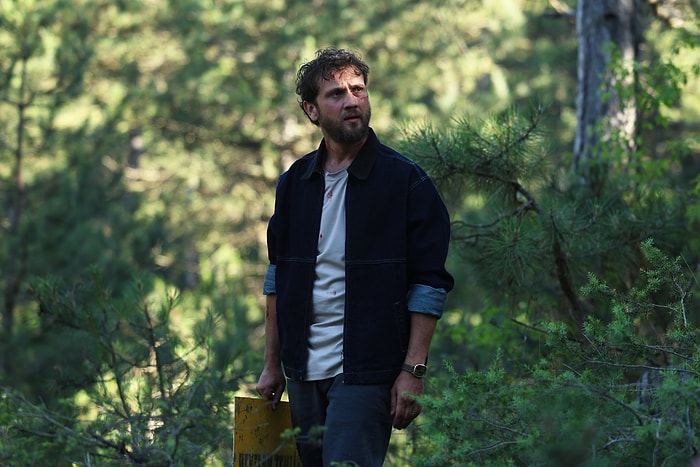New Photos Released from Aras Bulut İynemli’s New Netflix Series