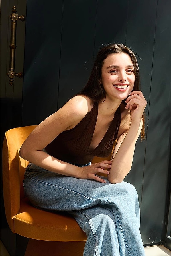 NOW TV's new project, Sevdam Karadeniz, prepared as a rival to TRT's rating champion production, Taşacak Bu Deniz, has overcome its leading role crisis even before stepping onto the set.
