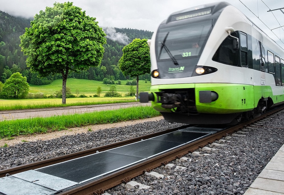 They Turned Train Tracks into a Solar Farm: 11,000 Trains Passed, Not a Single One Broke