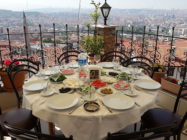 Hatipoğlu Konağı