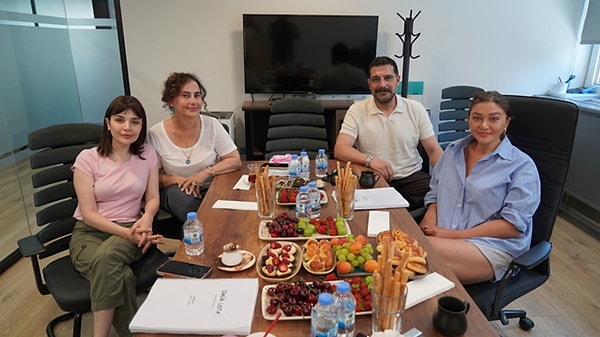 NOW'ın yeni dizisi Ömür Usta, şimdiden sezonun en iddialı işlerinin başında geliyor.
