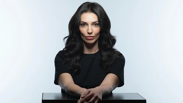 Ezgi Çelik, Altı Üstü İstanbul'un kadrosuna dahil oldu.